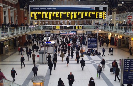 В Англии появится система смарт-билетов на железнодорожном транспорте.
