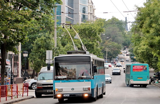 Автобусный маршрут №9 в Одессе будет обслуживать муниципальный перевозчик: суд