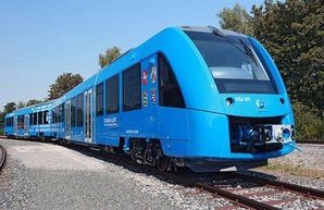 В Германии запустили первый пассажирский поезд на водородном топливе