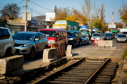 В Одессе продолжается ремонт трамвайной конечной у Пересыпского моста (ФОТО)