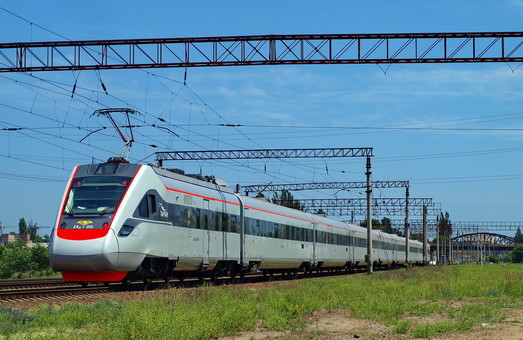 Скоростная железная дорога Киев-Одесса будет стоить почти миллиард евро