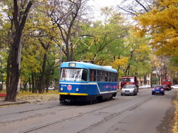 Фото дня: одесский трамвай вдоль старой черты порто-франко