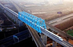 В Китае введена в эксплуатацию высокоскоростная железная дорога Сиань — Чэнду