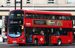 В Лондоне запустили "кофейные" автобусы