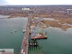 Мост на дороге Одесса - Черноморск обещают достроить до конца лета (ФОТО, ВИДЕО)