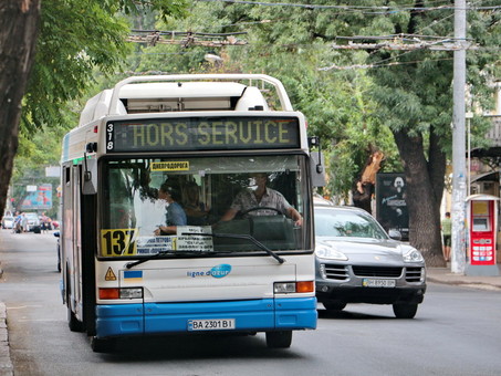 Популярный одесский автобусный маршрут на поселок Котовского ходить больше не будет