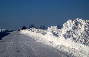 Дороги Одесской области во время снегопада пока свободны