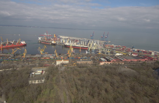Дноуглубление и строительство волнолома в Одесском порту проведут за счет кредитных средств Германии