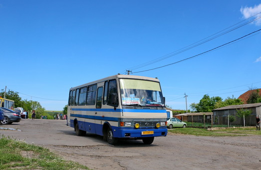 Автодорогу из Одессы на Белгород-Днестровский временно перекрыли на ремонт железнодорожного переезда