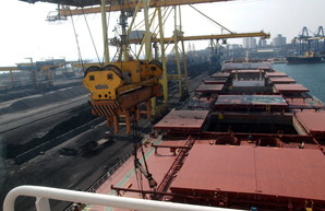 Из-за тумана морской порт Николаева работает с перебоями