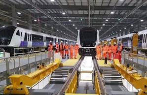 Транспортная администрация Лондона заказала пять дополнительных поездов для проекта Crossrail