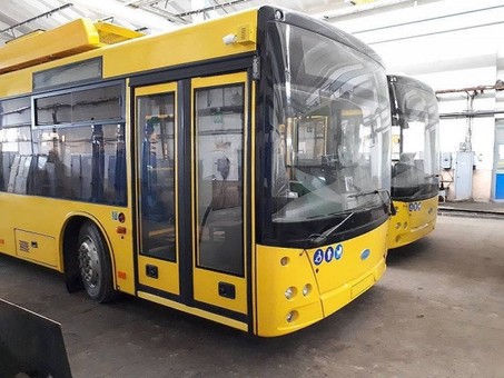 В Черновцах начали испытания "автономных" троллейбусов