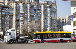 Одесский троллейбус белорусского производства презентовали на международной выставке городского транспорта в Киеве
