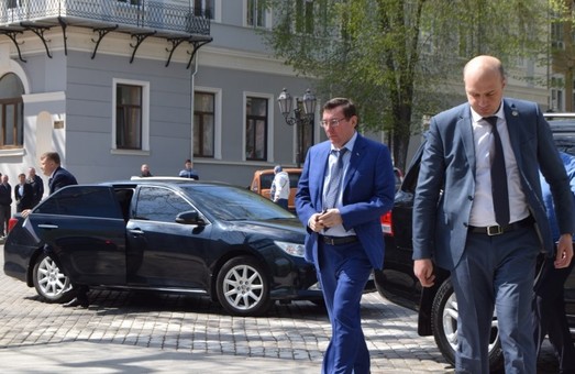 Генпрокурор Украины в Одессе обсуждает вопрос состояния автомобильных дорог на юге страны