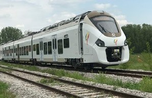 Во Франции начались  испытания первого поезда с комбинированным тяговым приводом производства Alstom