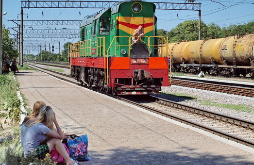 В Одессе глава железной дороги пообещал 26 миллиардов на развитие, новые вагоны и локомотивы (ФОТО)