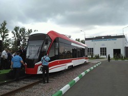 В России презентовали сразу четыре новых модели низкопольных трамваев (ФОТО)