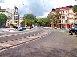 Одесскому трамваю придется пробиваться через пробки по улице Преображенской (ФОТО)