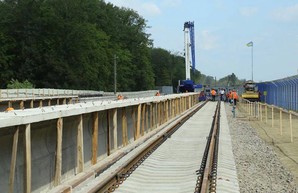 Железная дорога в аэропорт «Борисполь» строится с опережением графика (ФОТО)