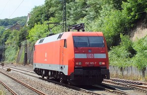 Германия будет закупать гибридные и энергосберегающие локомотивы