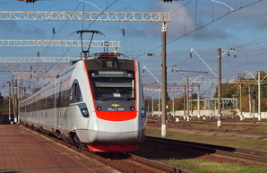 Поезд "Тарпан" испытали для рейсов "Интерсити" в Закарпатье