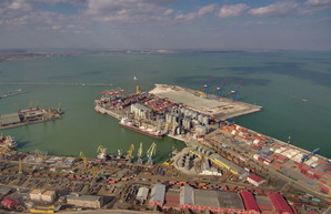 Порт Одессы сокращает перевалку грузов