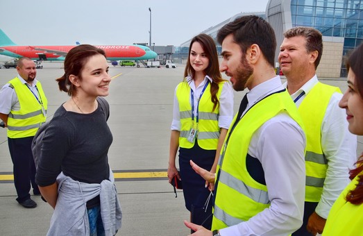 В международном аэропорту Львова встретили миллионного пассажира