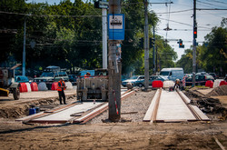 Как в Одессе проходит ремонт трамвайных рельсов на 5-й Фонтана (ФОТО)