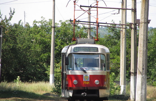 В Дружковке тестируют трамвайную «шестерку»