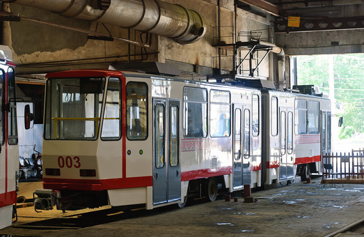 В Запорожье на линию вышли еще два трамвая из Берлина