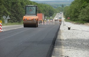 На ремонт и строительство автодорог в Украине в бюджет заложили 55 миллиардов гривен