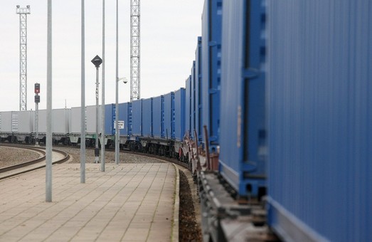 Львовская железная дорога увеличила перевозки контейнеров в Одесском направлении
