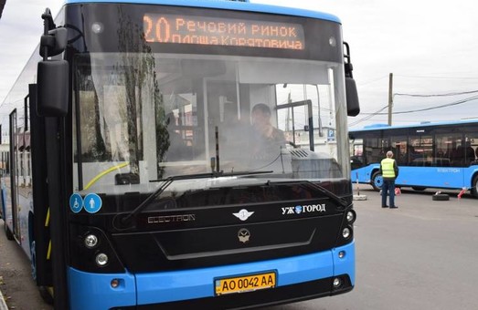 В Ужгороде уже все 10 автобусов «Электрон» работают на маршрутах