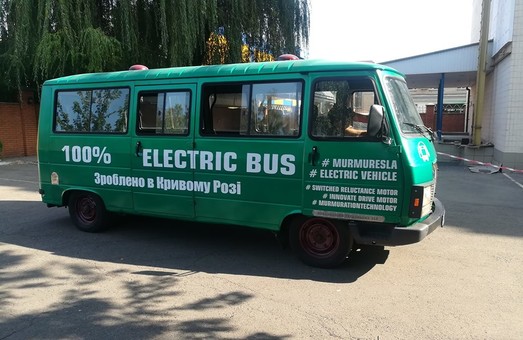 Энтузиасты из Кривого Рога своими руками построили электробус