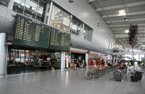 Львовский аэропорт в октябре увеличил поток пассажиров почти на 50%