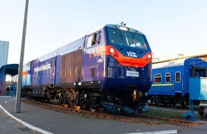 Завтра «Укрзализныця» начнет испытания американского локомотива «Тризуб»