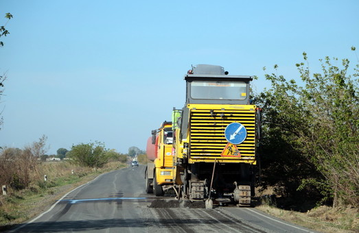 Одесские таможенники с начала года перечислили миллиард гривен на ремонт дорог