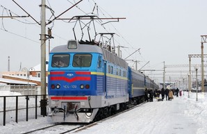 В «Укрзализныце» рассказали, когда начнут продавать билеты на «новогодние поезда»