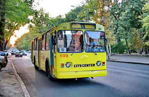 В «Одессгорэлектротранс» просят сообщать о поломках трамваев и троллейбусов