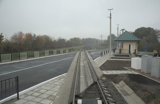 Одесская железная дорога повысит безопасность на переездах