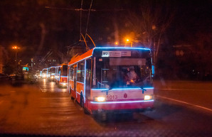 Послезавтра по Одессе проедет парад праздничных новогодних троллейбусов (ВИДЕО)