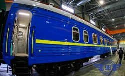Как и где «Укрзализныця» восстанавливает пассажирские вагоны?