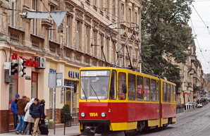 Во Львове требуют возобновить работу трамвайной «десятки» и заменить «маршрутки» на большие автобусы