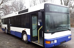 В Хмельницком на маршруты вышли большие автобусы