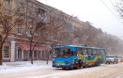 Как одесский транспорт остановился в снегу в 2014 году (ФОТО)
