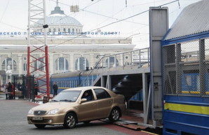 В «Укрзализныце» рассказали, в каких поездах можно путешествовать вместе со своим автомобилем