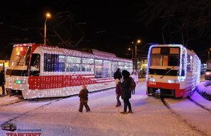 Рождественский парад трамваев проехал по Одессе