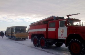 Снегопад и гололед в Одесской области осложнил движение на некоторых автодорогах