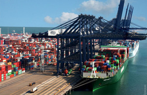 Порты Большой Одессы увеличили переработку контейнеров