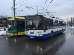 В польском городе Тыхы начали работу новые троллейбусы «Solaris Trollino 12»